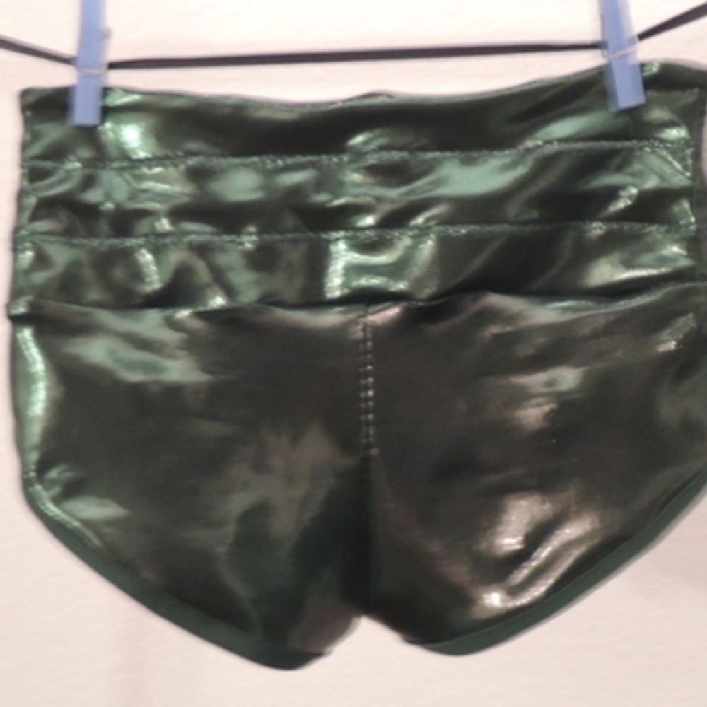 shorts - Picture 3 of 3
